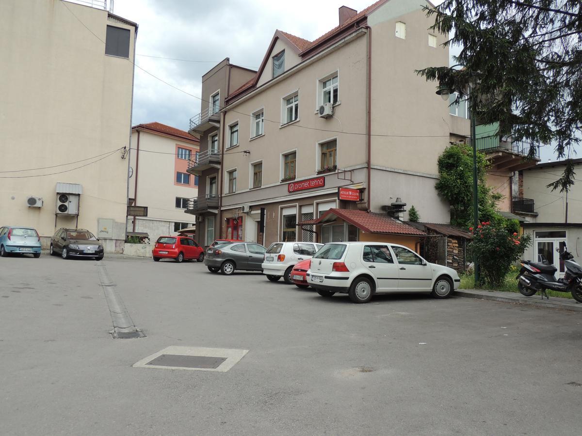 Apartamento Roses Bihać Exterior foto
